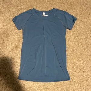 Athleta Momentum Seamless Tee